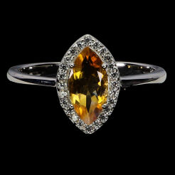 Pierścionek z cytrynem i cyrkoniami