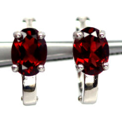 Kolczyki z granatami