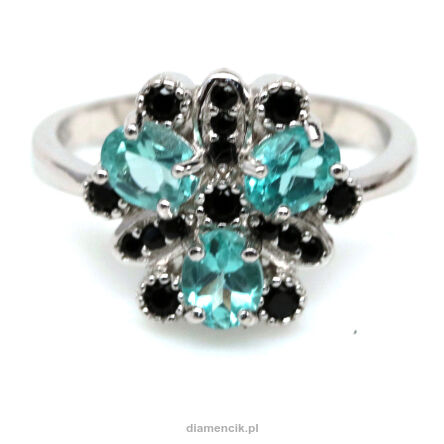 Pierścionek z apatytami i spinelami