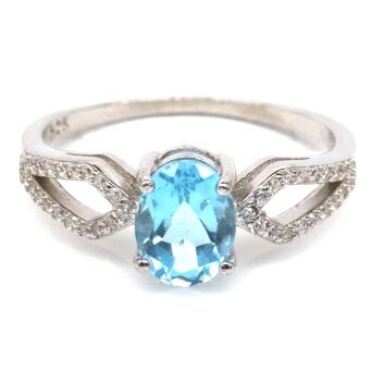 Pierścionek z topazem i cyrkonami