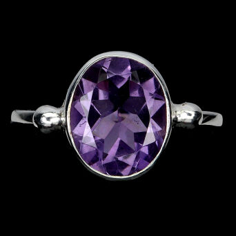 Pierścionek z ametystem