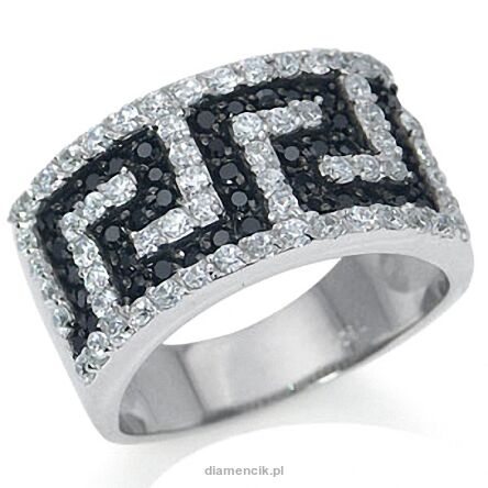 Pierścionek z cyrkoniami